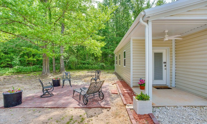 Mount Vernon Cabina | Cozy Mount Vernon Cabin Rental Near Fishing Lakes!