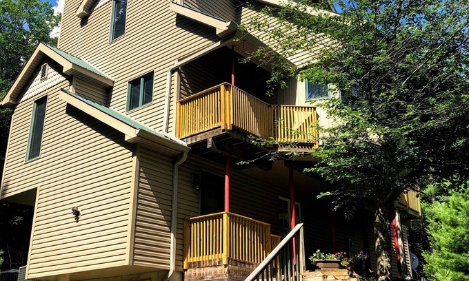 Narrowsburg Casa | Quiet Narrowsburg Getaway - Near Delaware River, Hiking Trails, & Private Lake