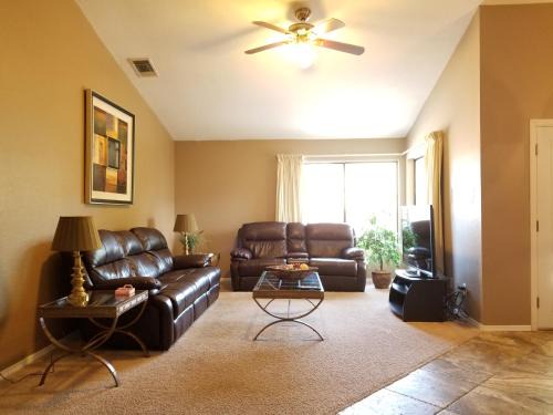 Canyon Shadows Casa | Quiet Neighborhood off La Canada