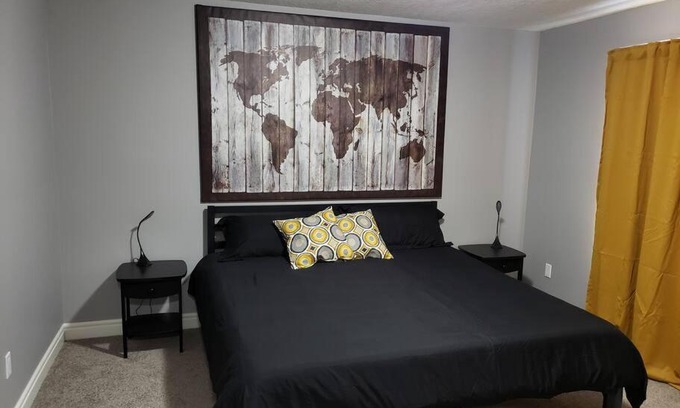 Mayerthorpe Apartamento | Quiet new 3 bdrm house near Whitecourt No pets.
