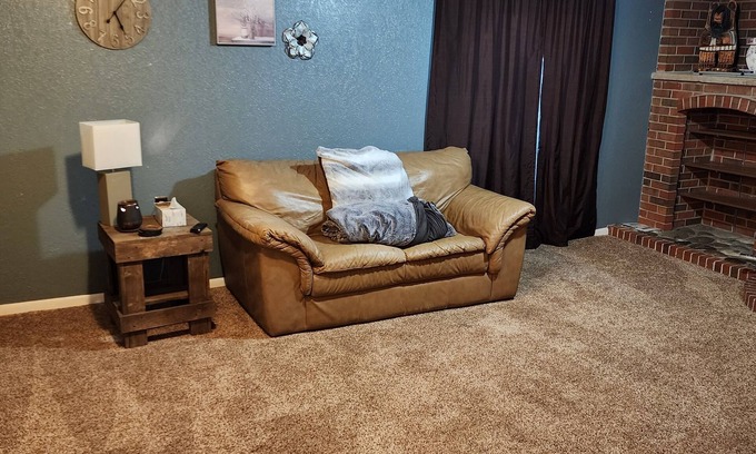 Billings Casa | Quiet one bedroom with bathroom on the west end of Billings