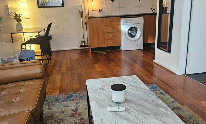 Northcote Casa | Quiet, peaceful northcote 1 bedroom unit