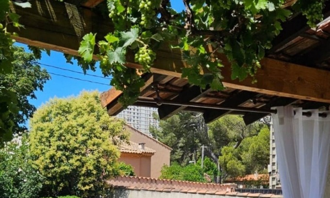 Le Redon Casa | Quiet pool house for 4/6 people