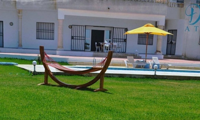 Dar Allouche Villa | tranquila villa de la piscina con vistas al mar ya la montaña