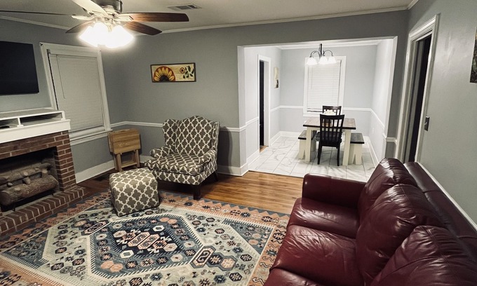 Hattiesburg Casa | Quiet retreat close to all the Hattiesburg attractions!