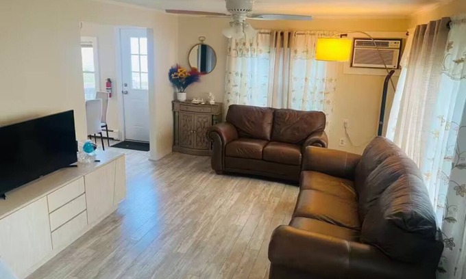 Manahawkin Casa | Quiet Retreat at 5 min from LBI