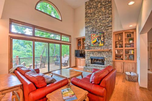 Sapphire Casa | Quiet Riverfront Escape with Deck and Fly Fishing!