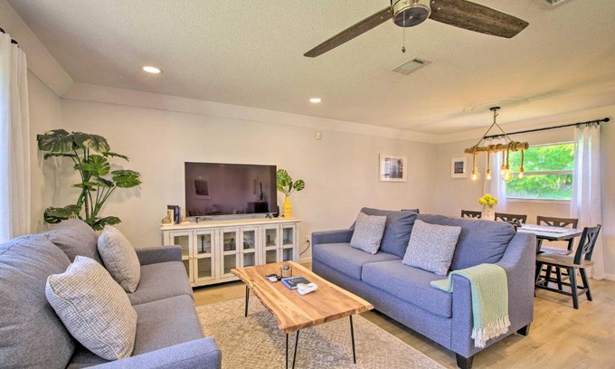 Golden Beach Estates Casa | Quiet Satellite Beach Home with Lanai, Walk to Beach