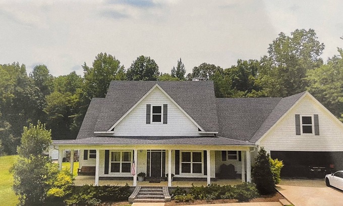 Water Valley Otro | Quiet, secluded 4 bedroom home with large pool.