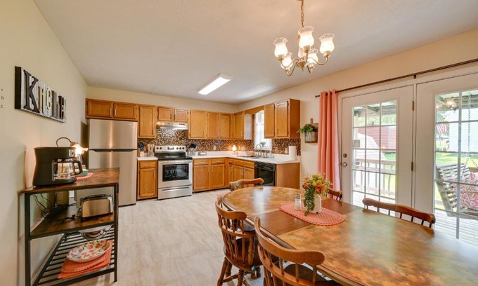 Somerset Casa | Quiet Somerset Retreat - Near Lake Cumberland