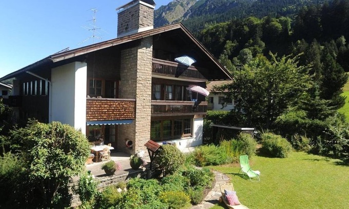 Oberstdorf Apartamento | Quiet, sunny location, directly in Oberstdorf, all cable cars can be booked free of charge