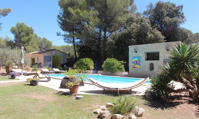 Velaux Apartamento | Quiet T2 with swimming pool