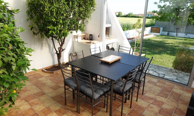 Saint Vivien Casa | Quiet vacation home just 8 minutes from the beach.