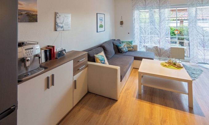 Westeraccumersiel Apartamento | Quietly located ground floor apartment "Klein Kluntje"