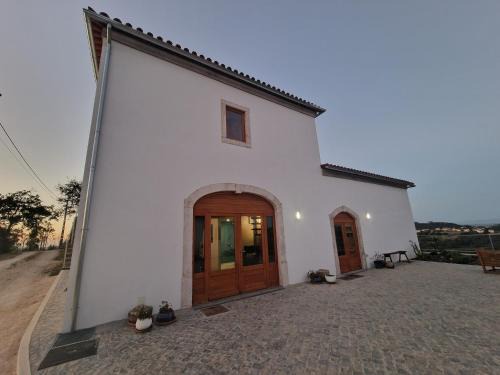 Leiria Casa | Quinta da Chumbaria - heaven on a hilltop, peace and stunning views!