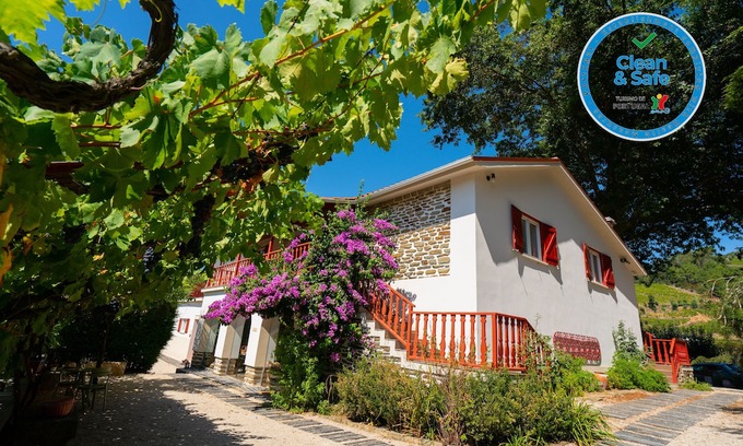 Santa Marta de Penaguiao Hotel | Quinta da Pousada