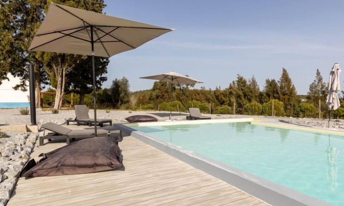 Sao Martinho Casa | Quinta de Santa Emilia 2 by Interhome