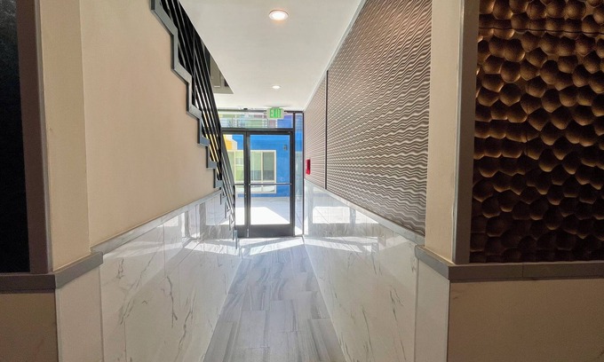 Hollywood Apartamento | Quintessence ApartHotel