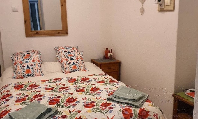 Koppanyszanto Cama Y Desayuno | Quirky, character guestroom in loam cottage in rural Hungary with outdoor pool