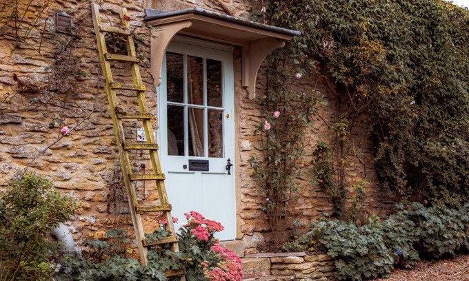 Gillamoor Casa | Quirky Tiny Home in York Moors
