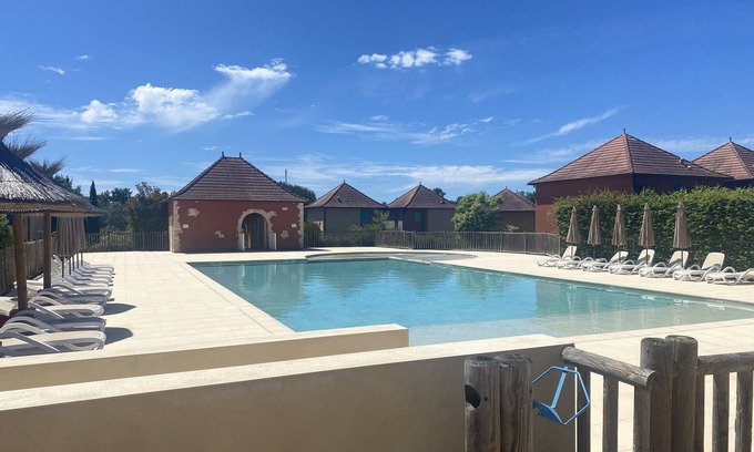 Prayssac Apartamento | Résidence Claire Rive. Appartement Avec Piscine à 25km de Cahors