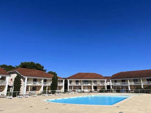 Le Verdon-sur-Mer Apartamento | Résidence Les Vertmarines - 226 - Appartement tout confort en résidence avec piscine au Verdon sur Mer MAE-9133