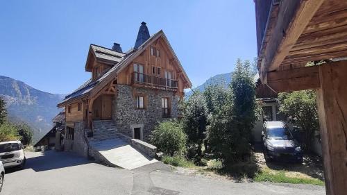 Puy-Saint-Vincent Chalet De Esquí | Résidence Maison - Superbe Maison de Village entièrement rénovée MAE-5594