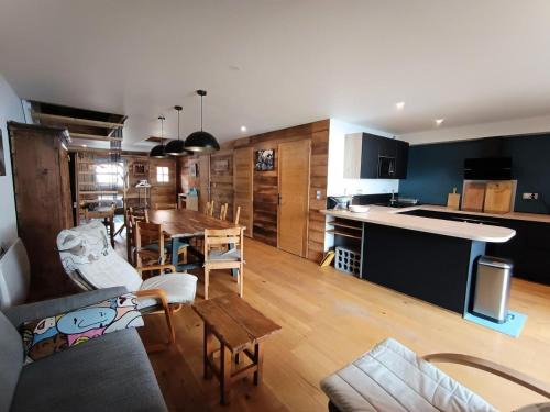Montgenevre Apartamento | Résidence Maison Bleue Charrette - Appartement-Chalet individuel refait à neuf - Luxe - Garage - MAE-5154