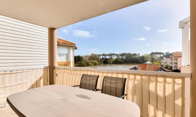 Bourgenay Apartamento | Résidence Port Bourgenay - maeva Home - Appartement 2 pièces 4 personnes avec vue sur le lac - Prestige - super Home MAE-9654