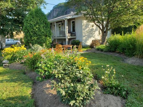 Petit-Saguenay Apartamento | Résidence Touristique Les Bouleaux