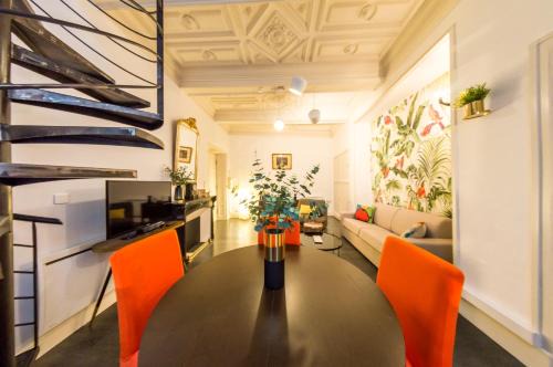 Centre Historique Apartamento | RétroMirabeau "Le Jacobin" - 75m2 - TERRASSE EXTERIEURE PATIO- 2 à 4 pers - CALME - COURS MIRABEAU HALLES GARE - EMPLACEMENT TOP - Chèques Vacances CONNECT