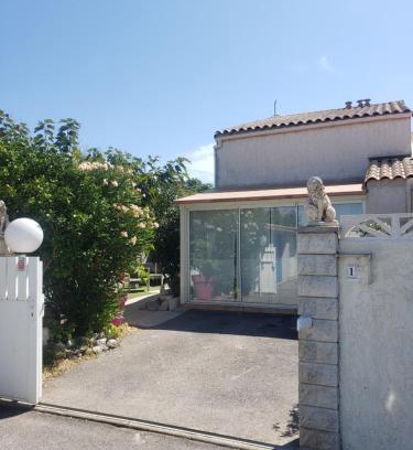 Frontignan Villa | Rêve Bleu, Maison T3 Frontignan Plage avec Jardin, Mer à 250m, Clim & Parking