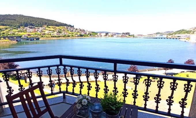 Viveiro Apartamento | Ría de Viveiro 2