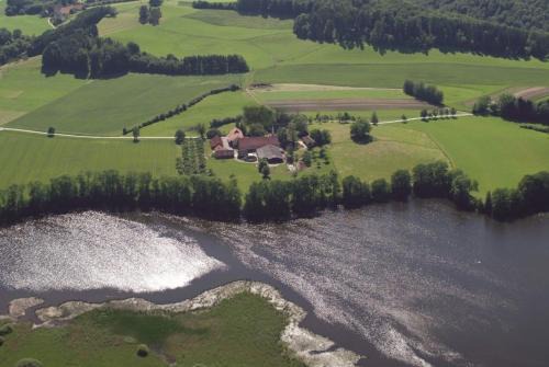 Schlier Apartamento | Rösslerhof Ferienwohnung Lindele