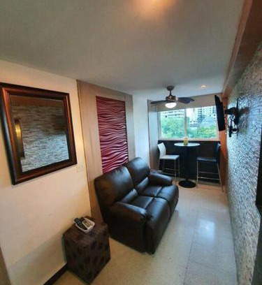El Cangrejo Apartamento | R.1111 Estudio ejecutivo, práctico, en el centro.