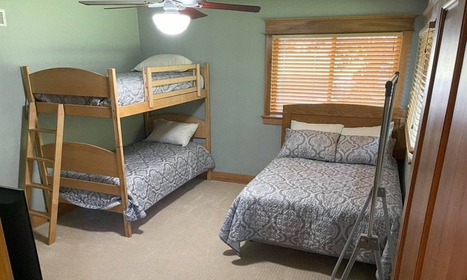 Bangor Casa | R&B's Winter Weekend Retreat