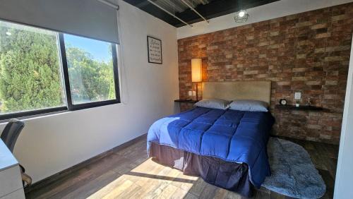 Ciudad López Mateos Apartamento | R09-C46 STUDIO frente al ITESM CEM Estudiantes Familias Empresas Ejecutivos Turistas Nómadas BIENVENIDOS! UBICACIÓN ESTRATÉGICA 10min Izcalli-15min Esmeralda-20min Sátelite-25min AIFA