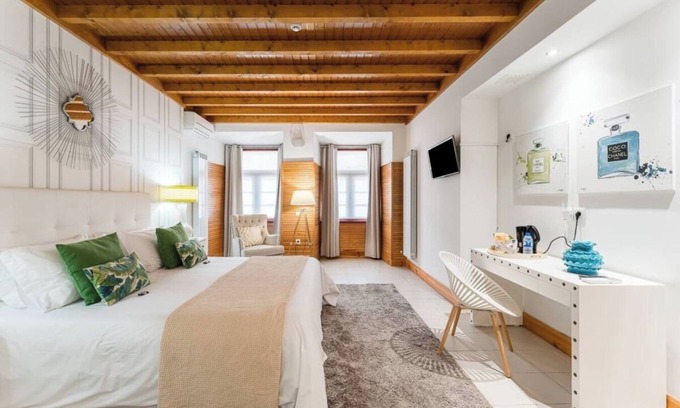 Coimbra City Centre Hotel | R3 Service Five Senses in Coimbra