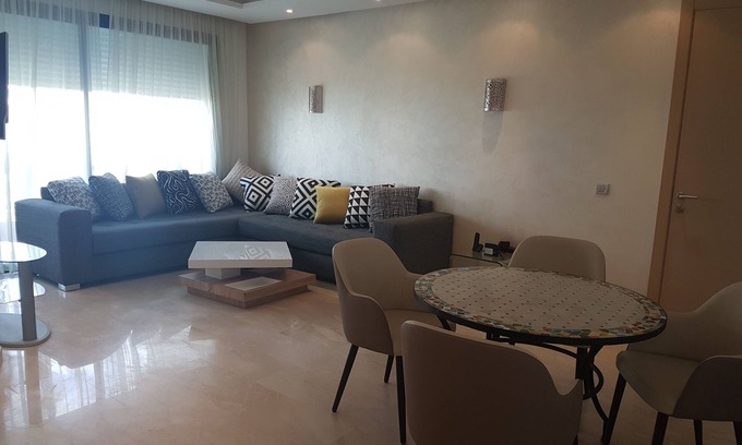 Hay Riad Apartamento | Piscina Rabat Loc Apartamento Le Prestigia Excelente estancia garantizada