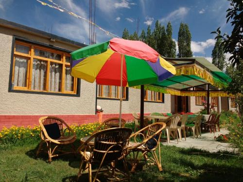 Leh Cama Y Desayuno | Rabyang Guest House and Homestay