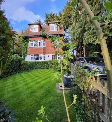 London Borough of Bromley Casa | Racecourse Cottage