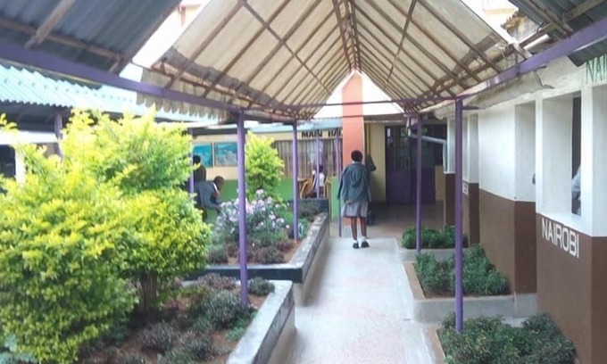 Eldoret Cama Y Desayuno | Racecourse Inn Hotel