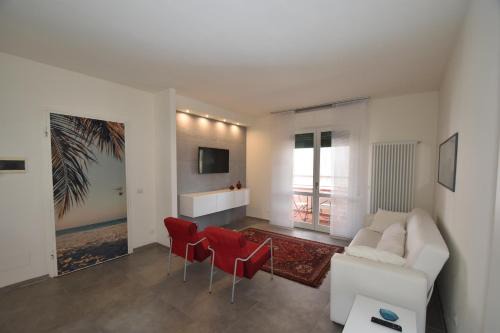 Marina di Campo Apartamento | Rada - Zona mare con clima, posto auto e terrazza