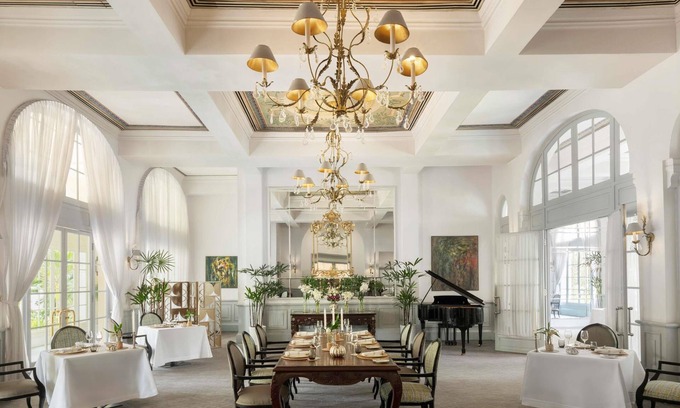 Daun Penh Hotel | Raffles Hotel Le Royal
