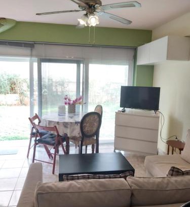 Rafina-Pikermi Apartamento | Rafina suits
