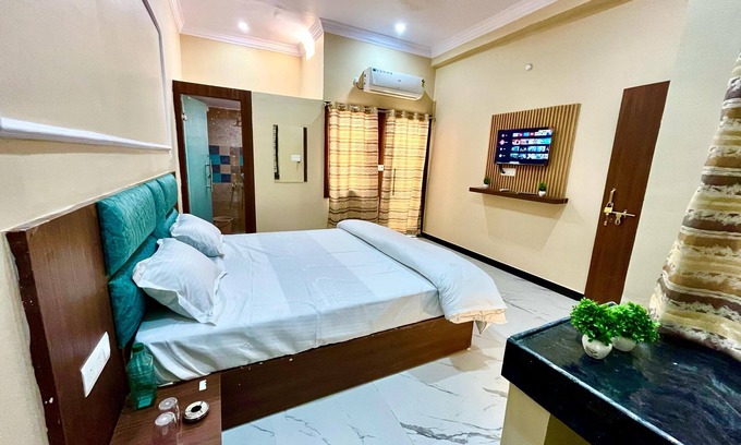 Orchha Cama Y Desayuno | Raghav ji home stay
