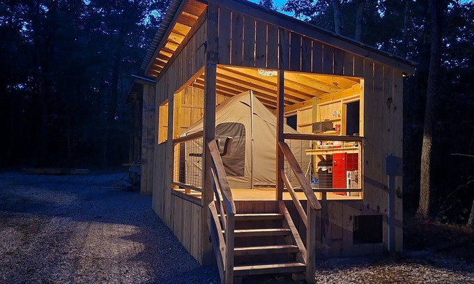 Pikeville Cabina | Ragnar's Retreat - Charming cabin in wonderful Pikeville with WiFi