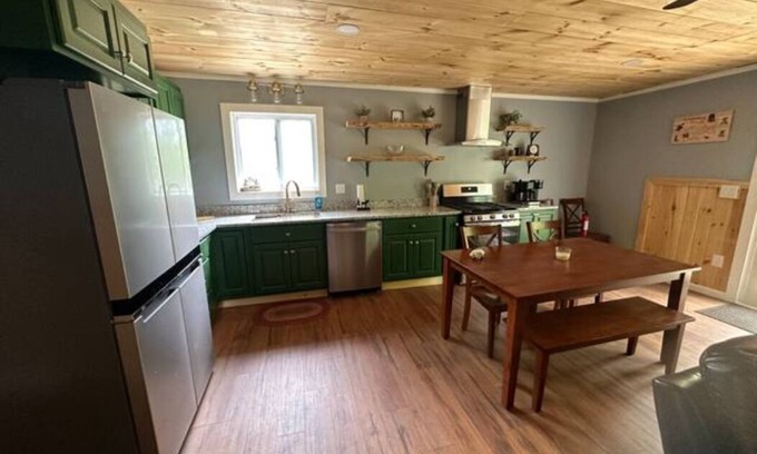 Dexter Cabina | Rail Trail Retreat! Recently remodeled cozy home on Snowmobile/ATV Trail!