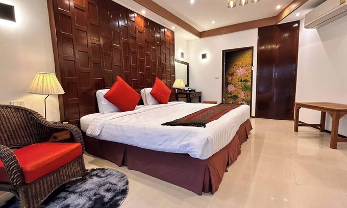 Bang Khla Casa | Rainbow Arokaya Holistic Longevity Wellness Resort - Riverfront Room 8