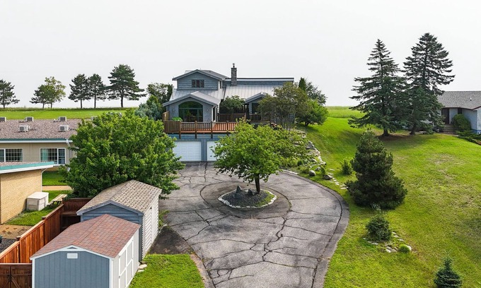 Park Point Casa | Rainbow Beach on Lake Superior | A Lakeside Escape on Park Point